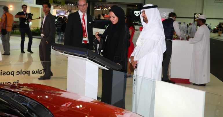 أحدث الإبتكارات التكنولوجية في معرض دبي الدولي للسيارات